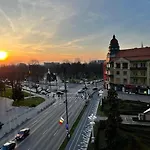 Joy Victoriei 7g-23 * Timişoara